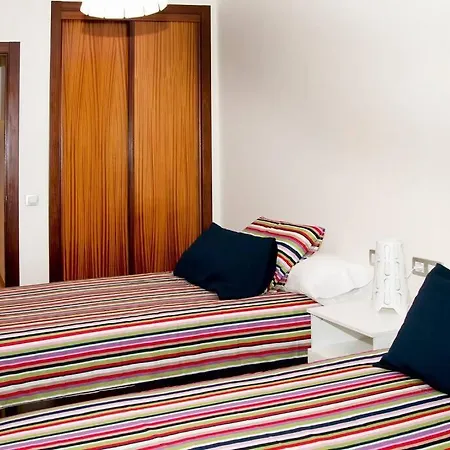 Piso Gexel Casco Historico Con Garaje شقة *