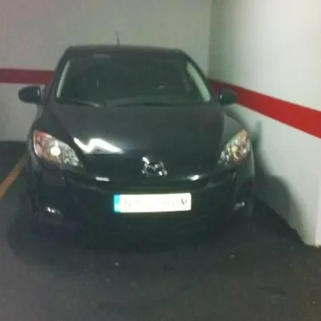 Piso Gexel Casco Historico Con Garaje شقة