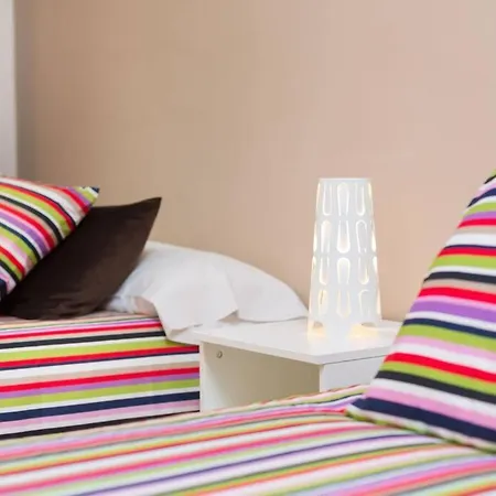 Piso Gexel Casco Historico Con Garaje شقة *