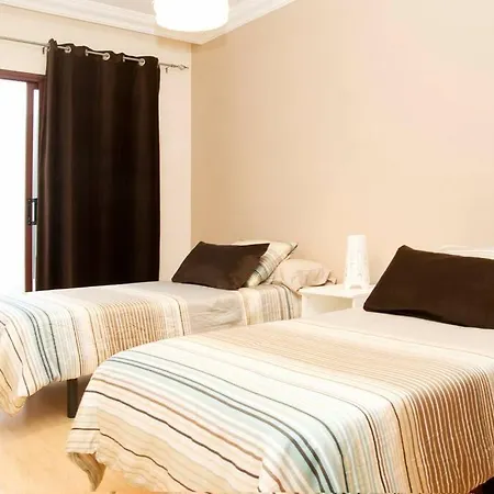 Piso Gexel Casco Historico Con Garaje شقة لا لاغونا